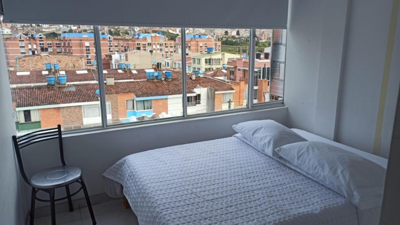 Hotel Mi Gloria Тунха Екстериор снимка