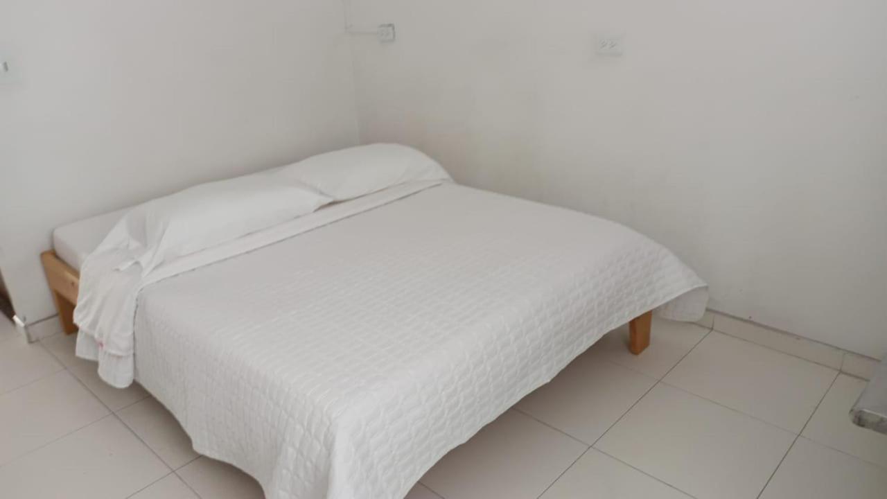 Hotel Mi Gloria Тунха Екстериор снимка